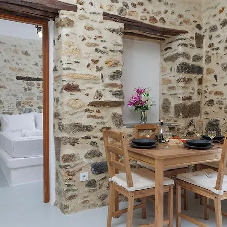 Naxos Castle Diamond Apartment *